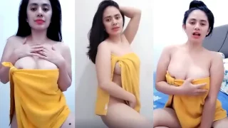 Bokep Indo Kimaya Agata Bugil Handuk Kuning